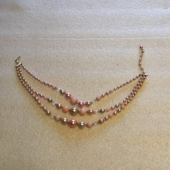 Jewelry Lovely Vintage Triple Strand Pink Pearl Necklace Poshmark